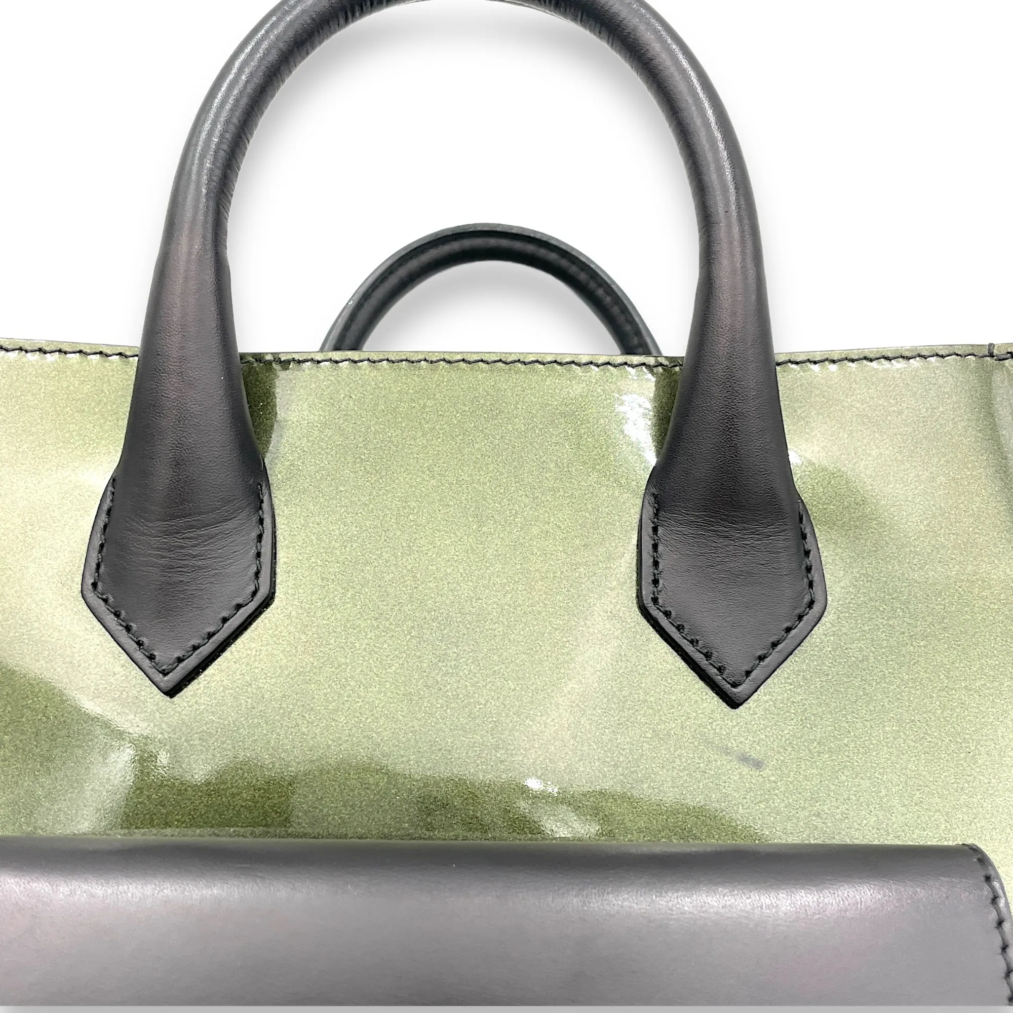 All Afternoon Top Handle Bag Green in Patent Leather, Silver hardware