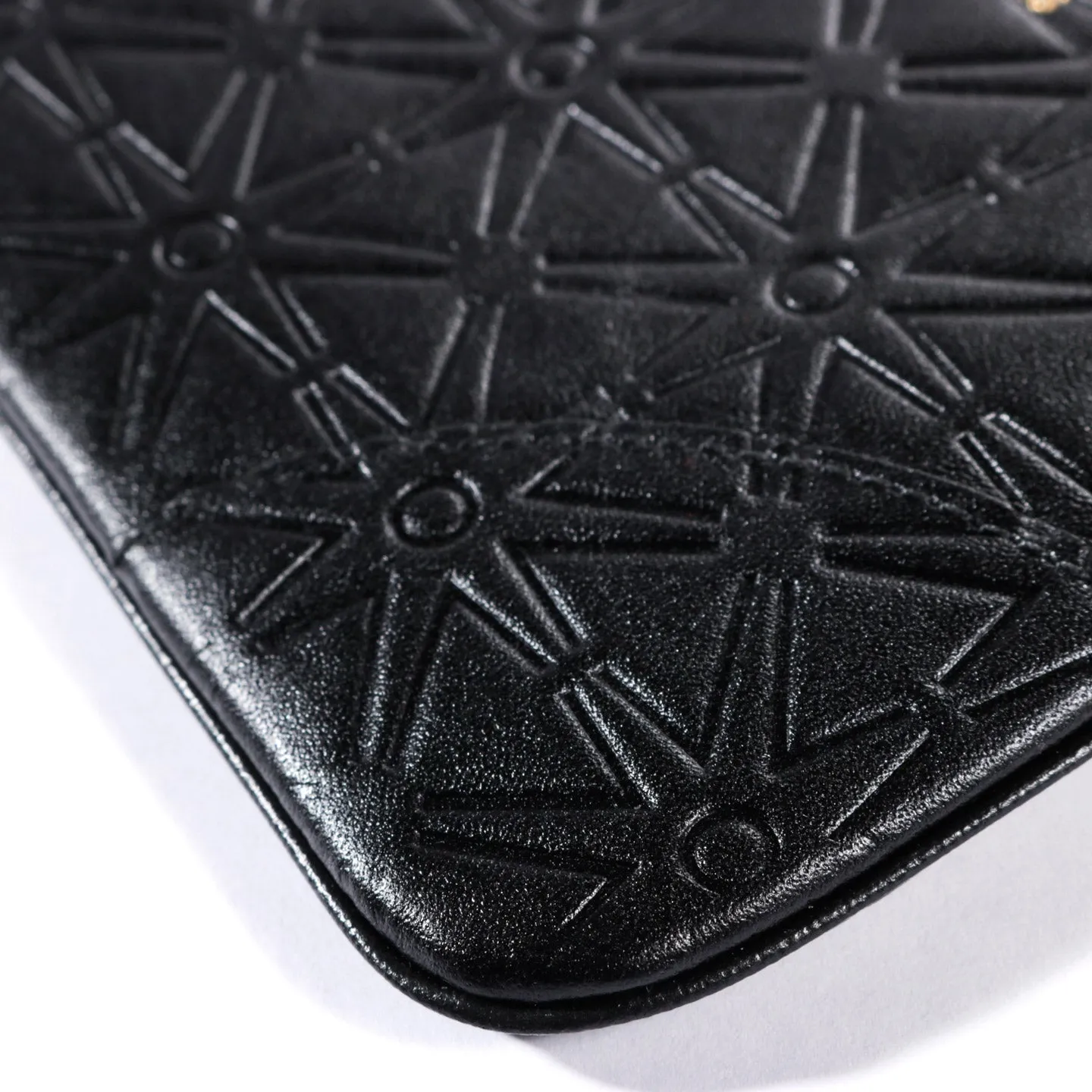 COMME DES GARCONS SA810E EMBOSSED LEATHER ZIP WALLET BLACK