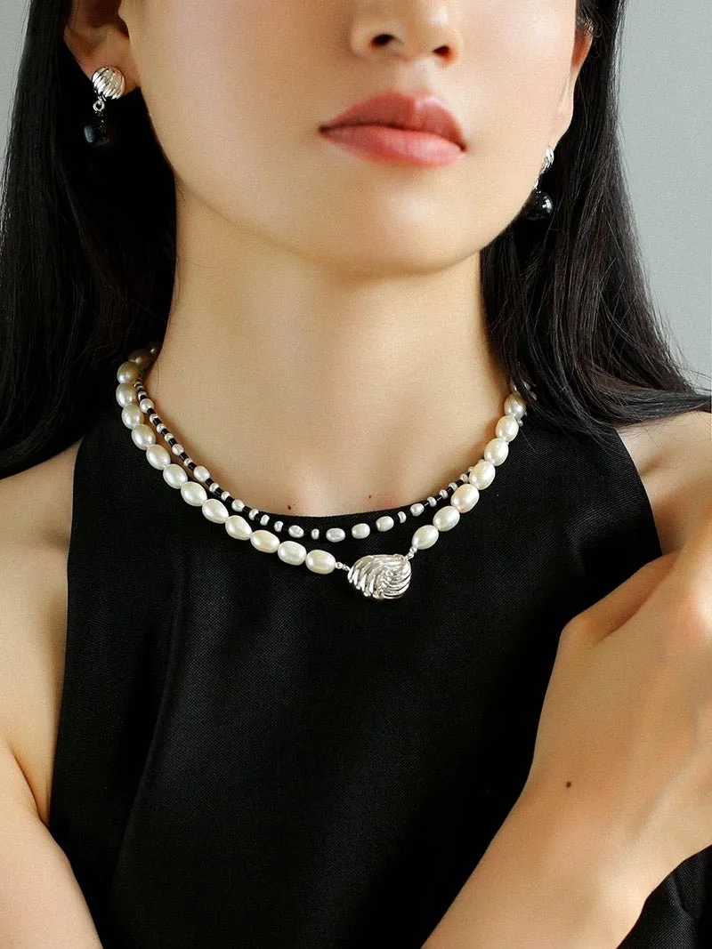 Dark Tide Black and White Pearl Necklace