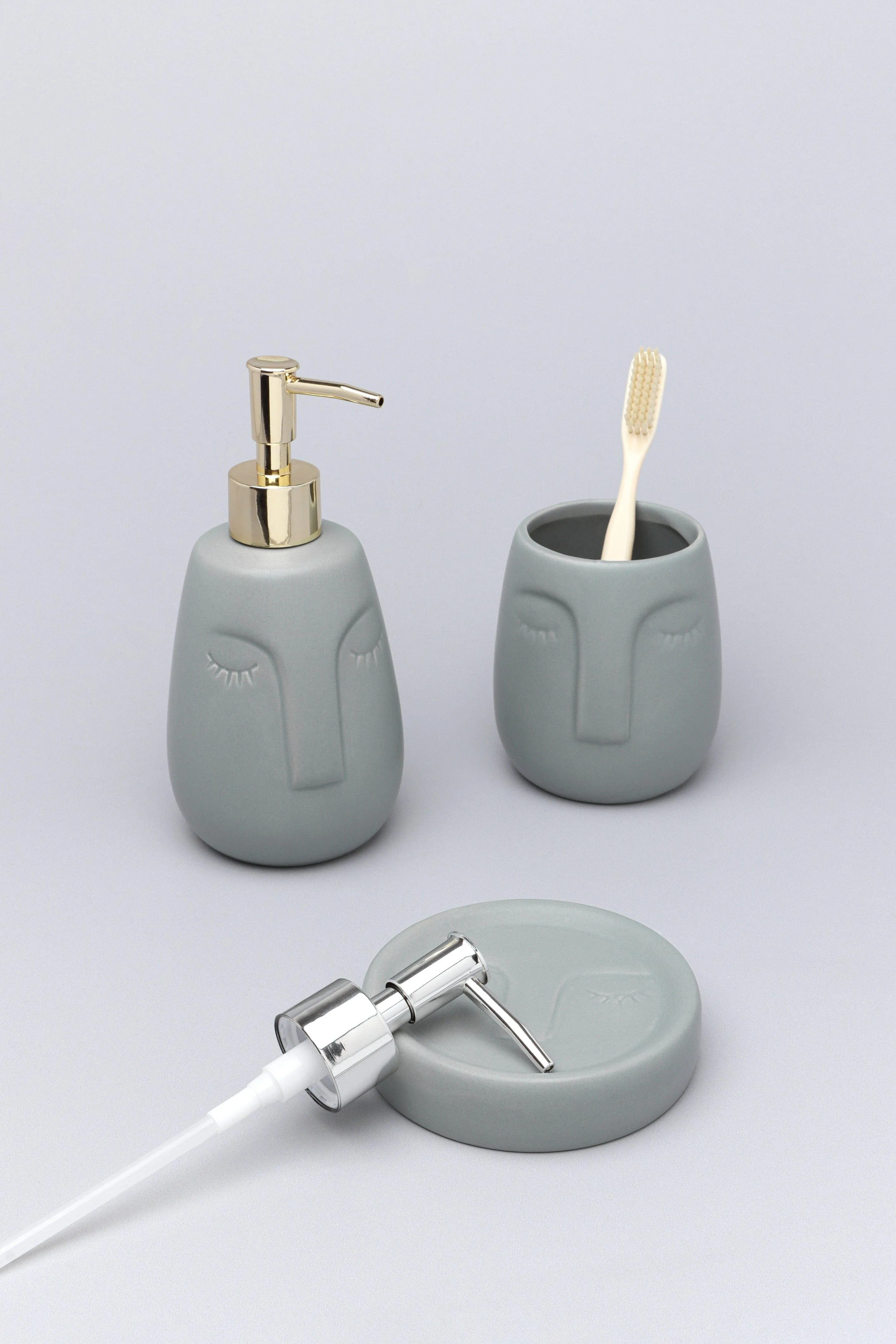 Grey Art Face Ceramic Bath Accessory Set