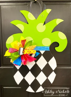 Pineapple-Medium - Harlequin Door Hanger